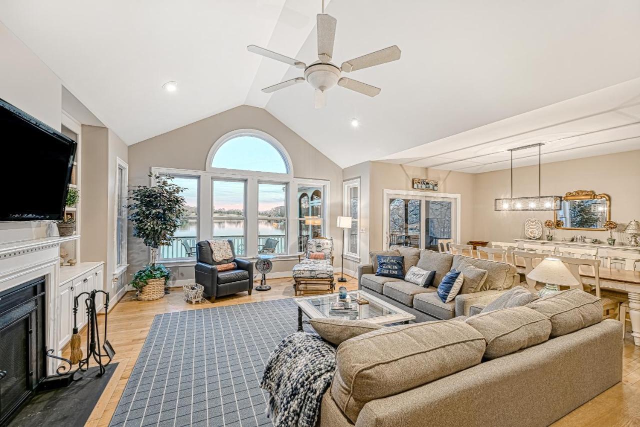 Lake Anna Cabana in Ponte Vedra Beach, United States