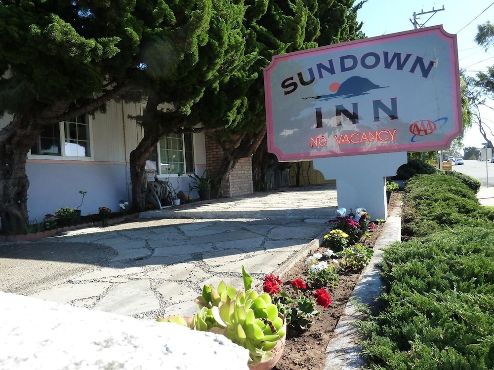 Sundown Inn - photo 46