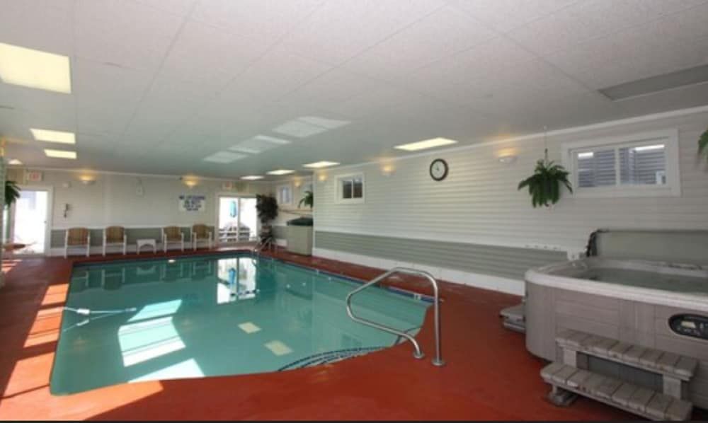 Abellona Inn & Suites - photo 30