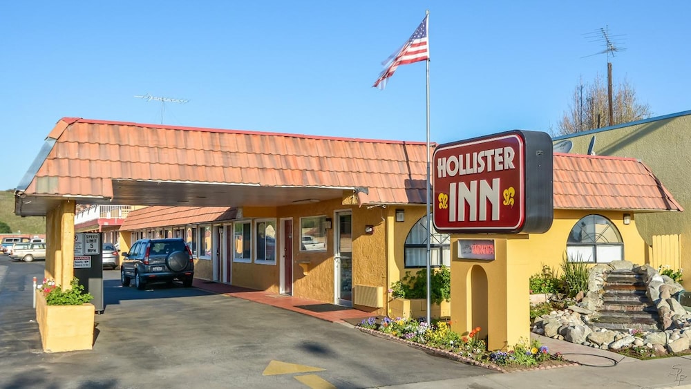 Hollister Inn - photo 19