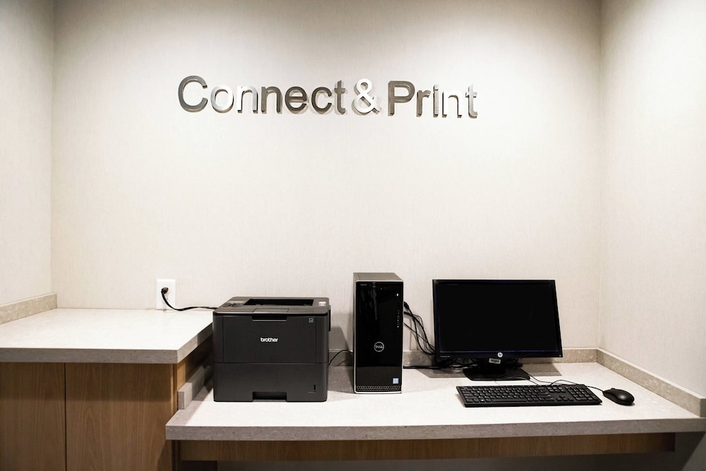 Fairfield Inn & Suites by Marriott Richmond Airport - photo 18