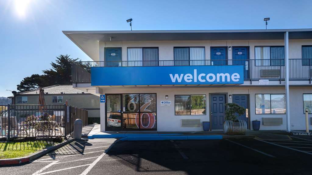 Motel 6 Arcata CA Cal Poly Humboldt - photo 2