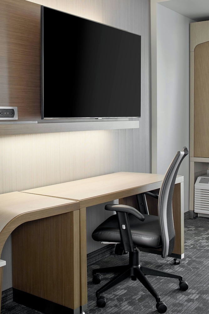 Courtyard by Marriott Albany Troy Waterfront - photo 15