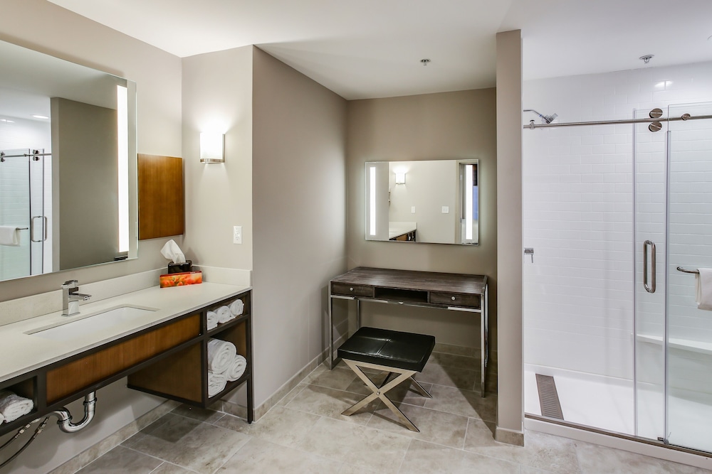 Hilton Garden Inn Ames - photo 26