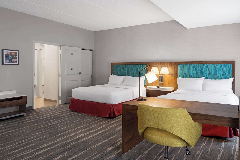 Hampton Inn Pikeville - photo 4