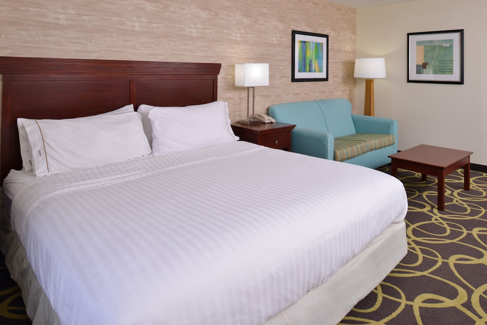 Holiday Inn Express & Suites Dayton Huber Heights by IHG - photo 21