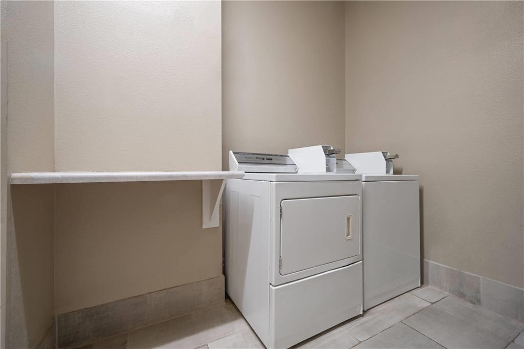 La Quinta Inn & Suites by Wyndham Atlanta Stockbridge - photo 43