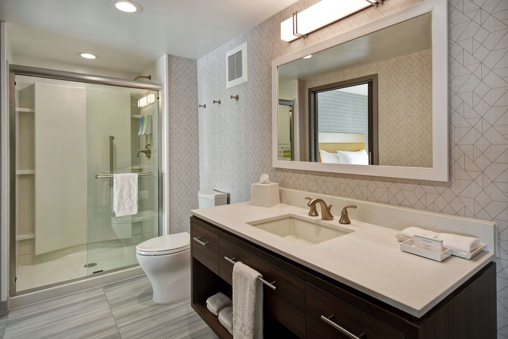 Home2 Suites by Hilton Taylor Detroit - photo 22