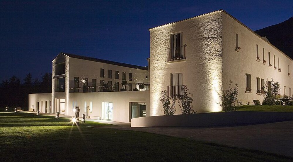 Casadonna Reale - carbon neutral hotel in Castel Di Sangro
