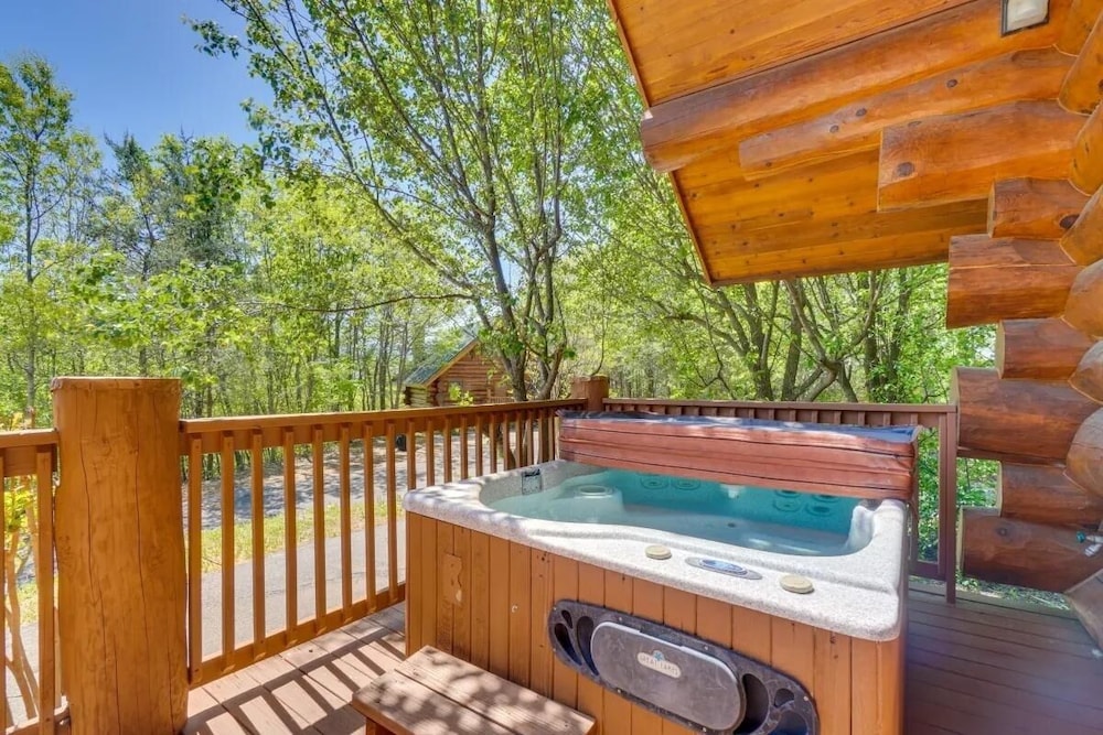 American Views 2 Bedroom Cabin by Heavenly Views Resort - photo 12