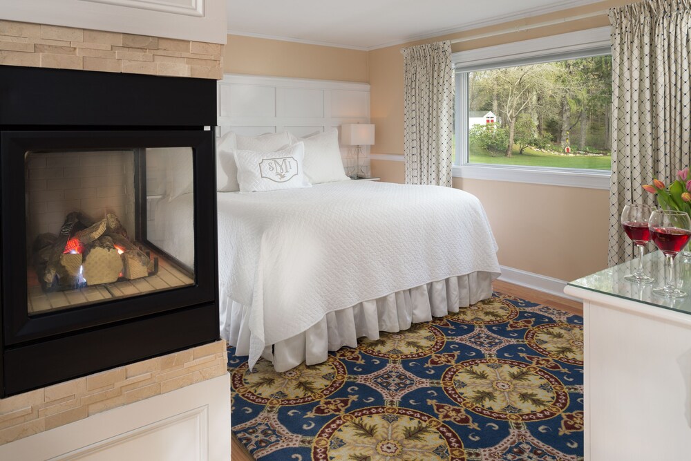 Maine Stay Inn & Cottages - photo 12