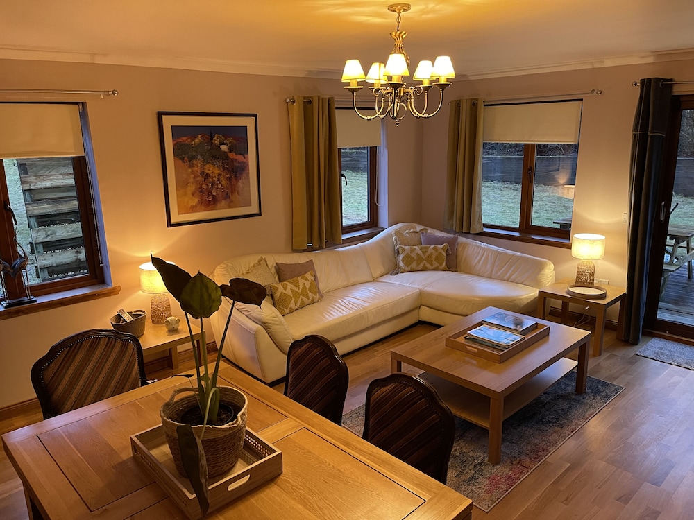 Foxglove Cottages — Stirling