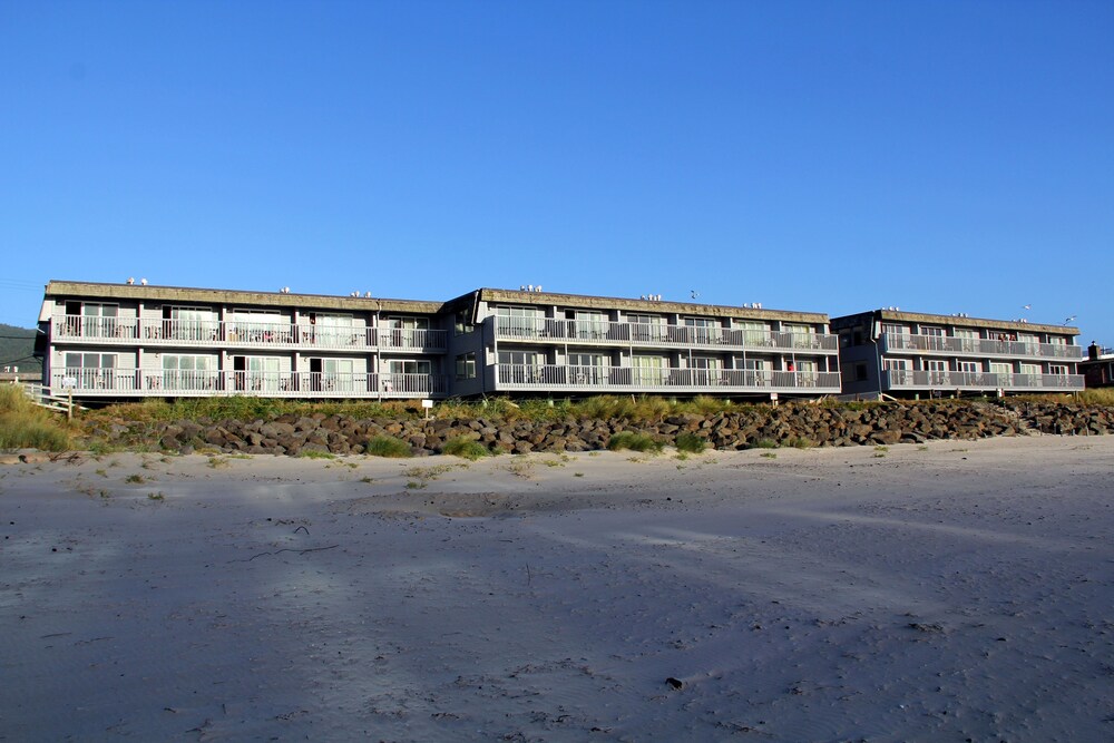 Surfside Resort - photo 25