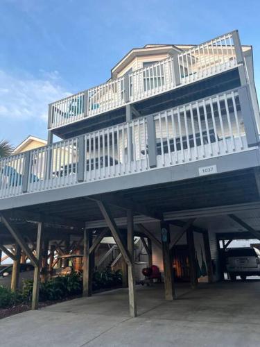 Endless Summer Beach House — 4-Star Luxury Hotel in Myrtle Beach, United States
