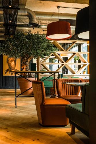 The Foundry - carbon neutral hotel in Belfast