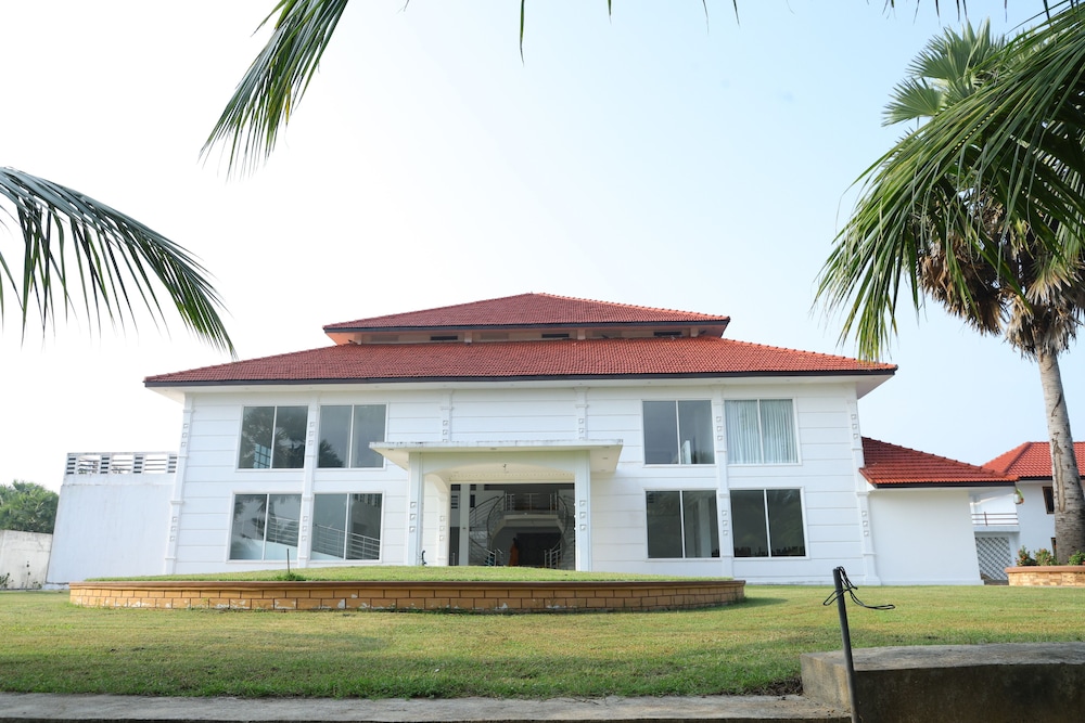 palmyraResort - carbon neutral hotel in Jaffna