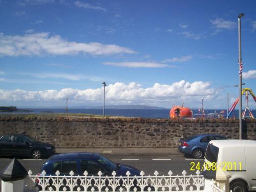 Atlantic View BB - carbon neutral hotel in Portrush