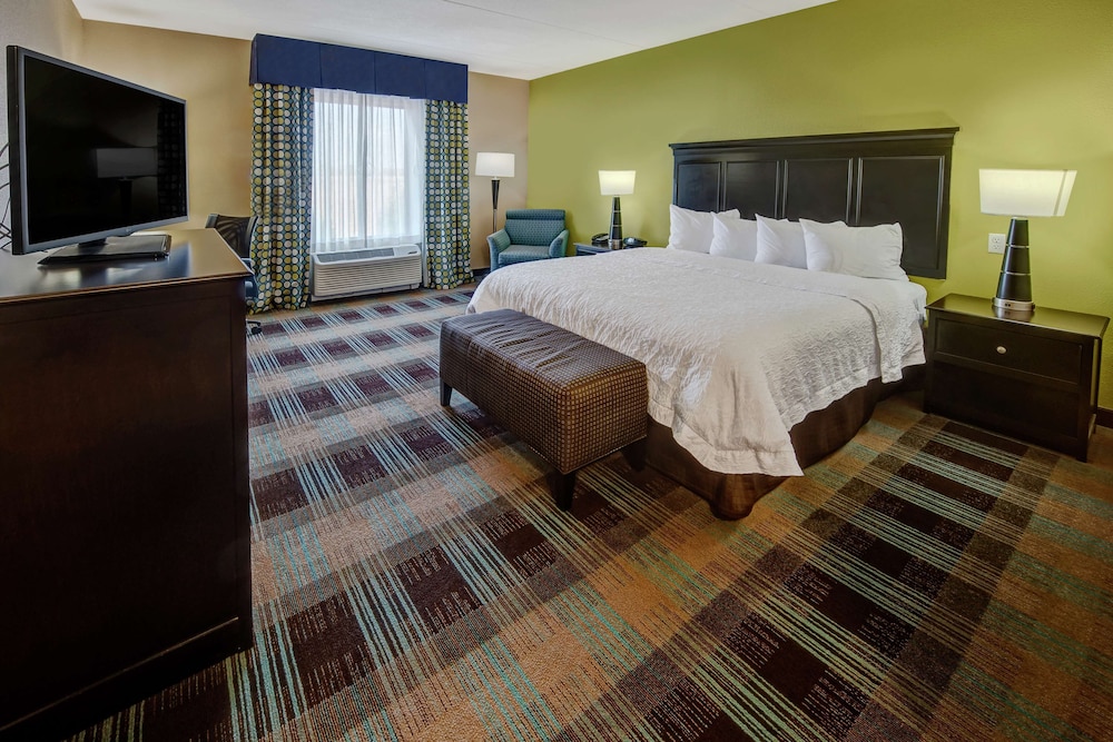 Hampton Inn & Suites Clarksville - photo 5