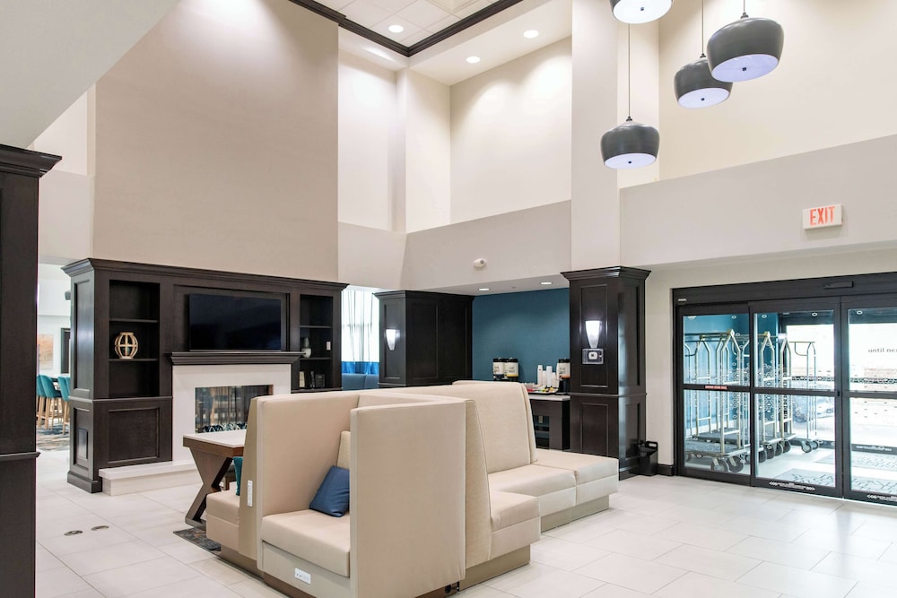 Hampton Inn & Suites Effingham - photo 3