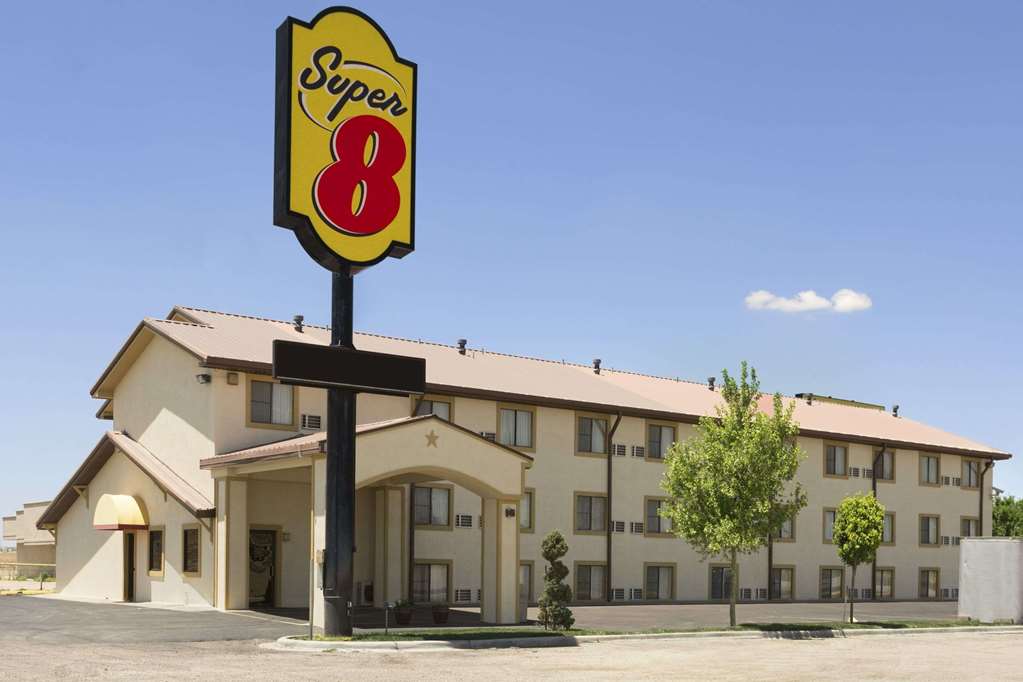 Super 8 by Wyndham Amarillo - photo 2