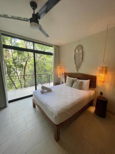 Jungle View 2bed 2bath Condo Wi Fi Pool Gym — 4-Star Luxury Hotel in Tulum, Mexico