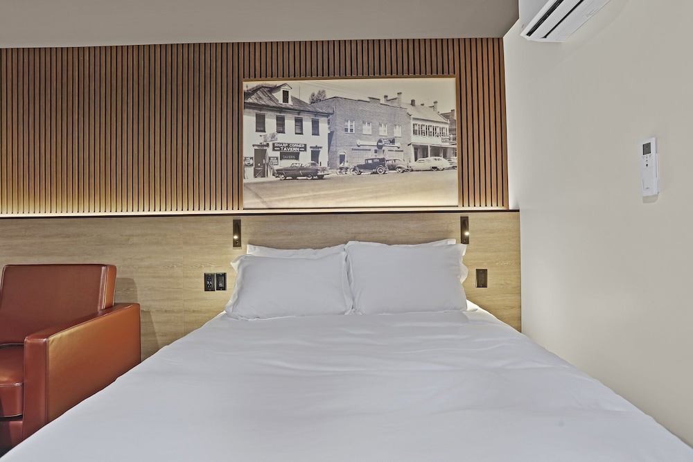 The Hermann Motel - photo 17