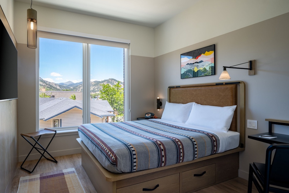 Moxy Boulder University - photo 17