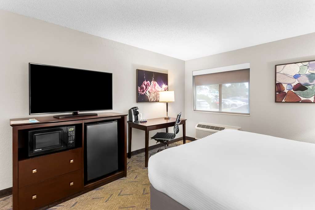 Best Western Oswego Hotel - photo 14