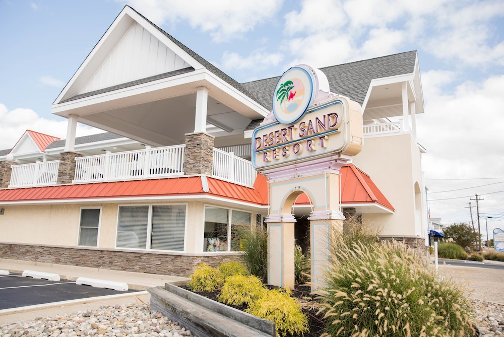 Desert Sand Resort in Avalon, United States