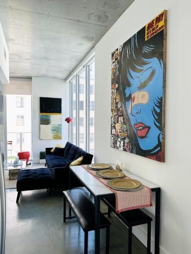 Pop Art Sunlit Apartment Prime Miami Pool Free Parking — 4-Star Luxury Hotel in Miami, United States