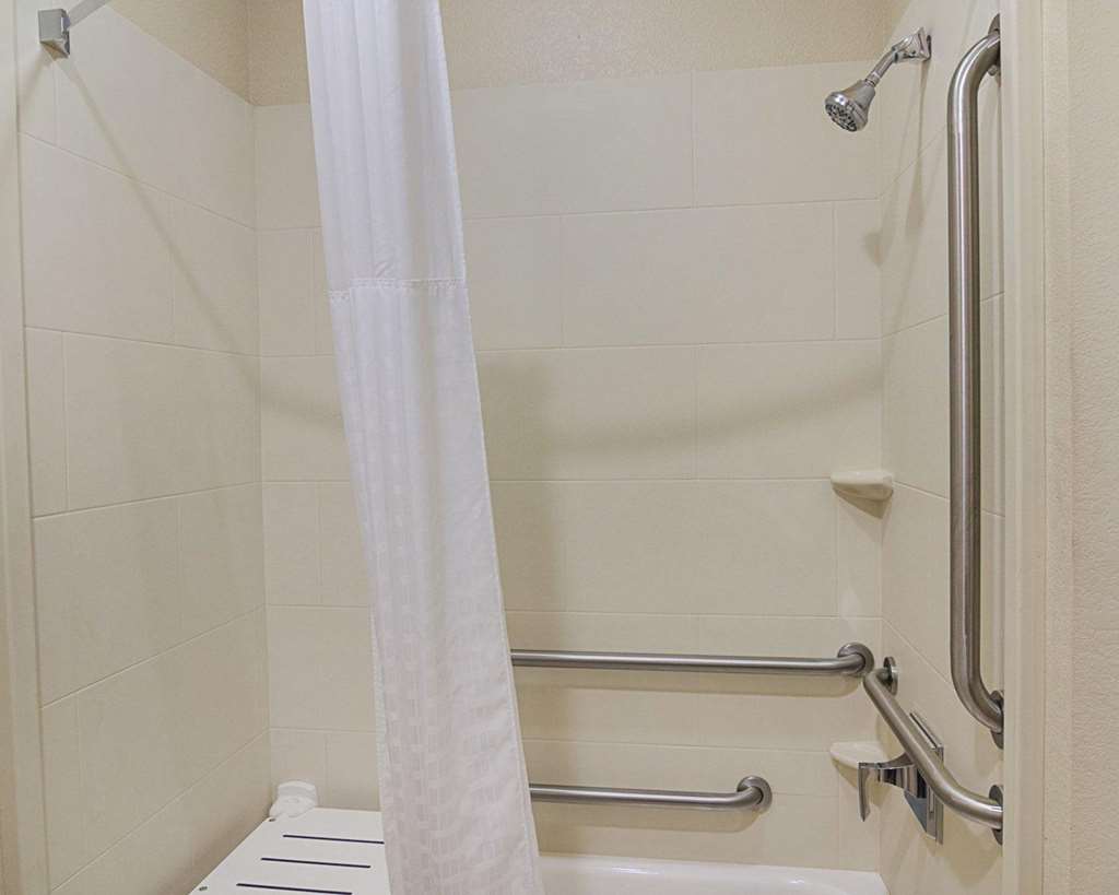 Comfort Inn Midland South I 20 - photo 33