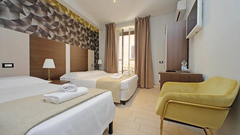 Roma Suite Centro — 4-Star Luxury Hotel in Rome, Italy
