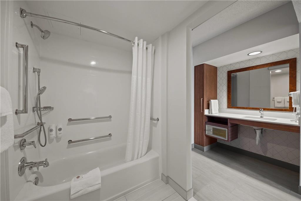 Comfort Inn by the Bay - photo 17