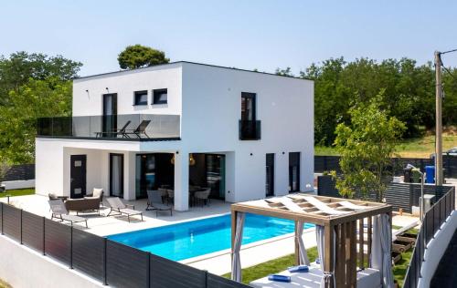 Luxury villa San Mar — 4-Star Luxury Hotel in Lopar, Croatia