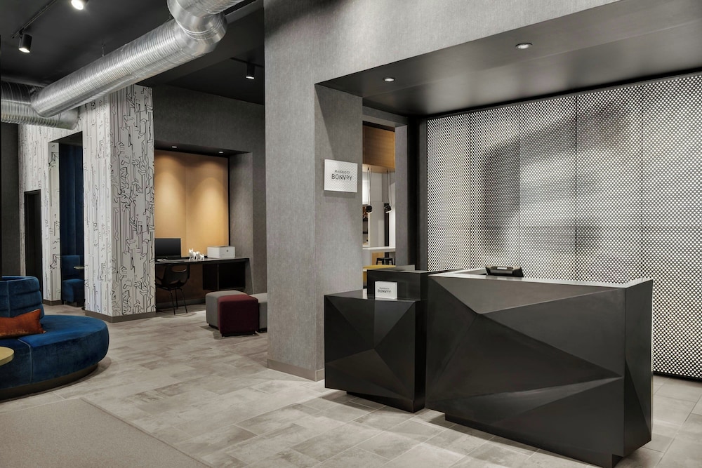 Aloft Indianapolis Downtown - photo 6