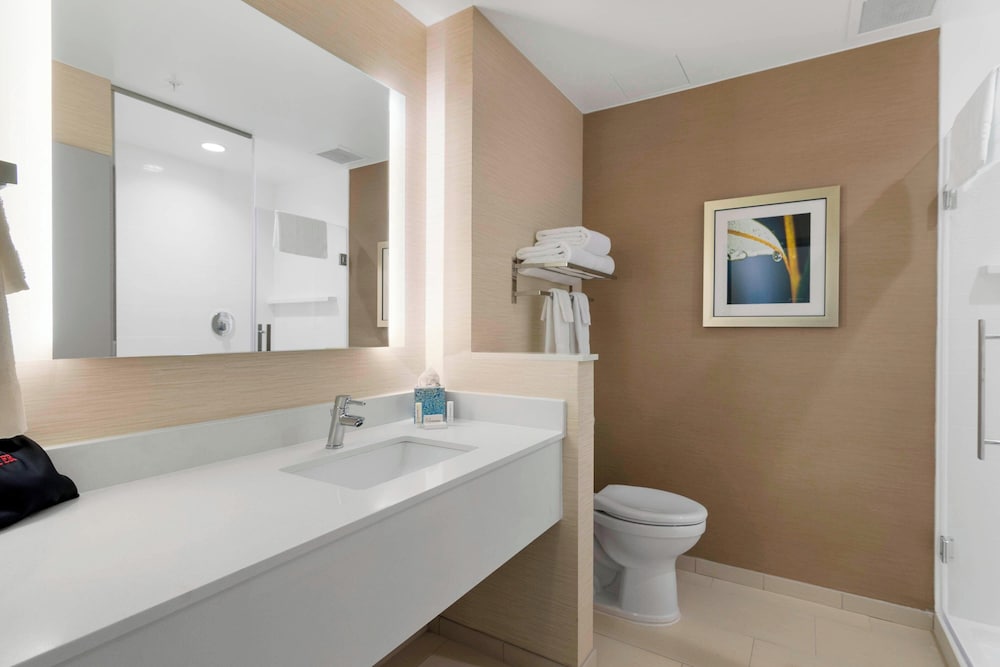Fairfield by Marriott Inn & Suites St Petersburg North - photo 17