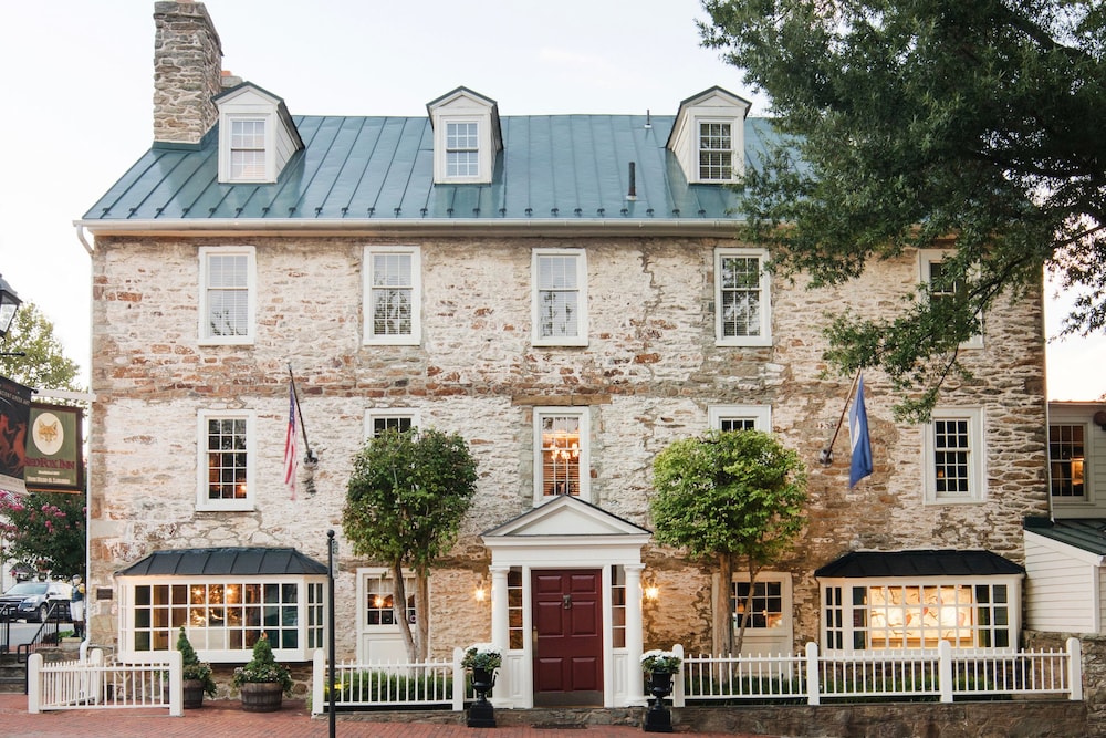 The Red Fox Inn & Tavern — hotel in Middleburg