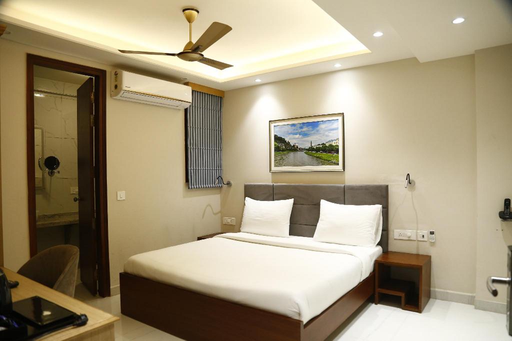 Jaiminis Landmark in Dwarka, India