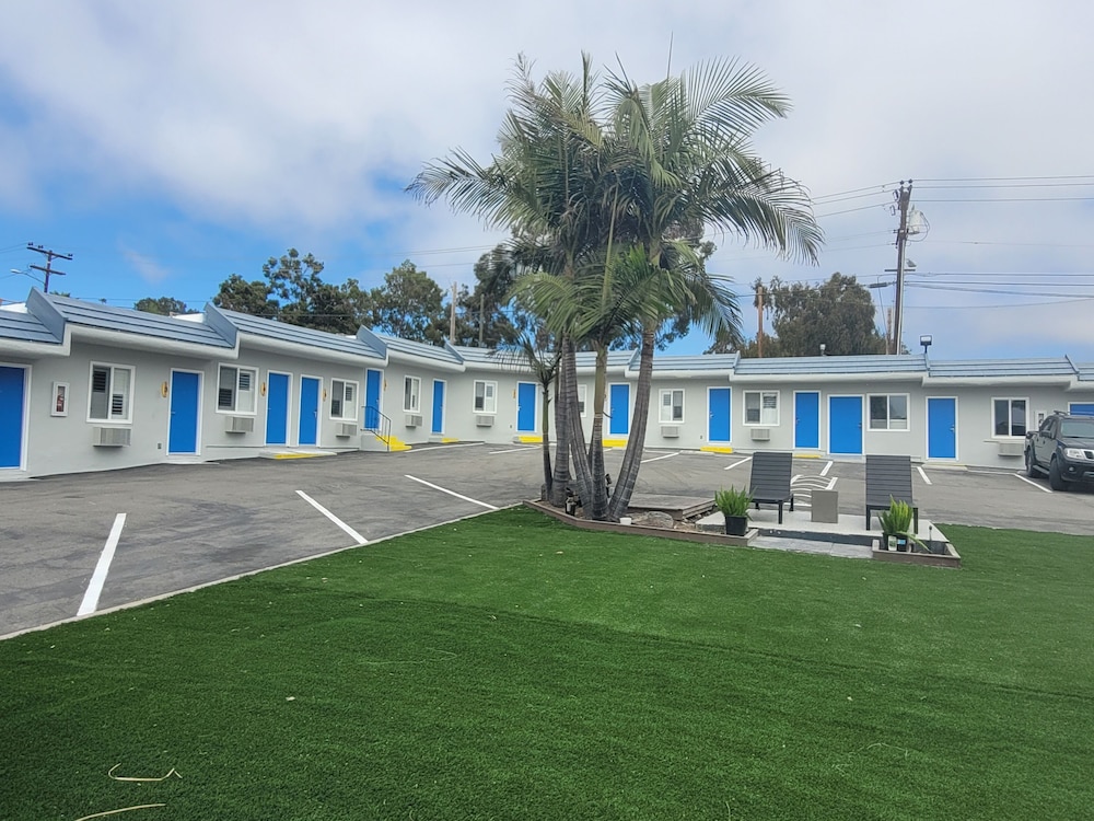 Calafia Inn - photo 36