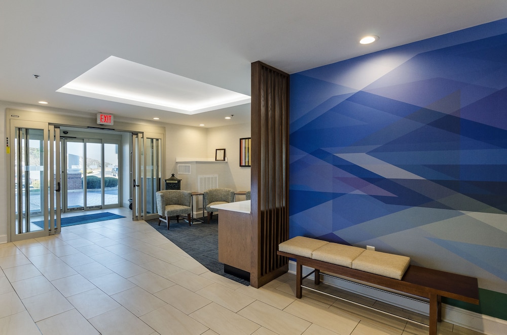 Holiday Inn Express Lexington by IHG - photo 35
