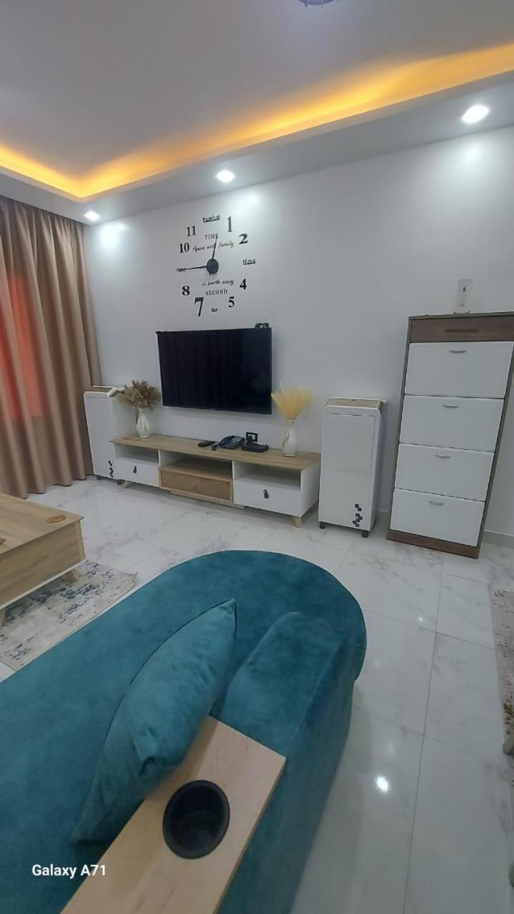 European Style brand new 2 bed room apartment Eamar tower 2 — hotel in Tanda