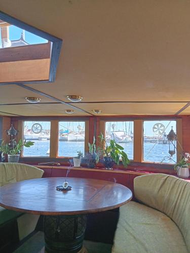 Bateau de pirates in Gruissan, France