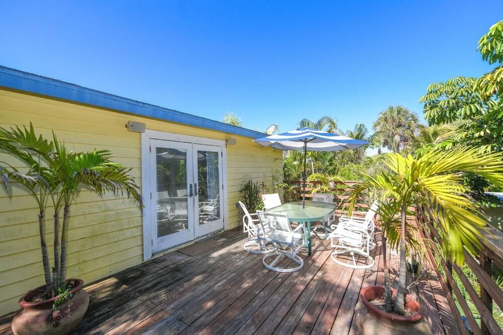 Banana Cabana and Cottage - photo 34