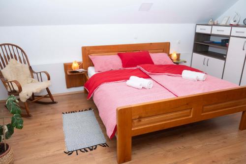 Apartma ''Pri Movernu'' — 4-Star Luxury Hotel in Semic, Slovenia