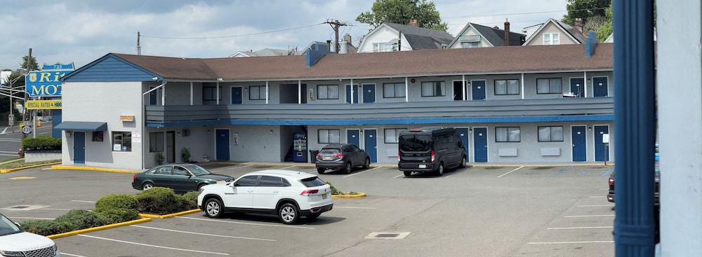 Ritz Motel - photo 14