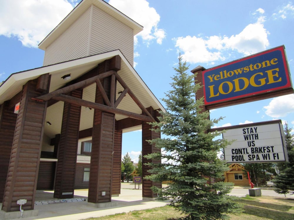 Yellowstone Lodge - photo 33