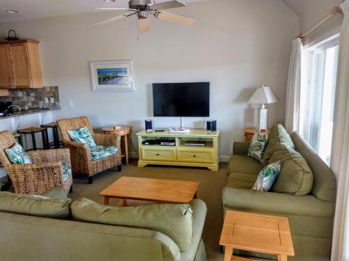 FFR318 Penthouse Retreat - last minute hotel in Kill Devil Hills