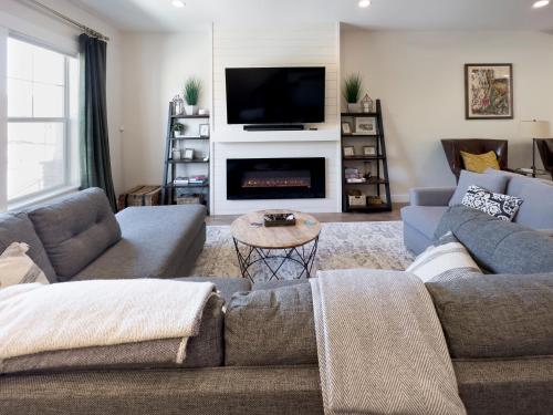 Ski Haven Hideaway 15 Mins to Park City Slopes in Heber, United States