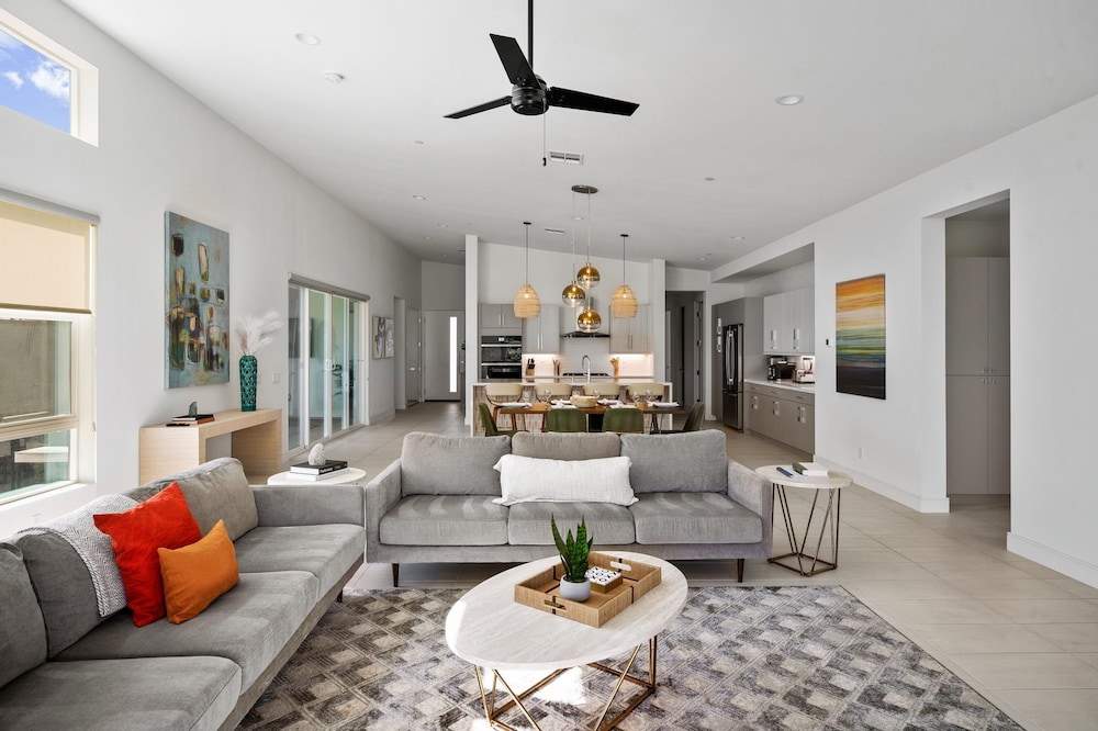 Chic Desert Oasis in Indian Wells, United States