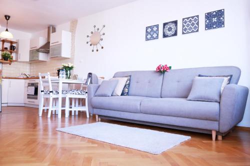 Cozy and great location by Cooee Apartments — 4-Star Luxury Hotel in Warsaw, Poland